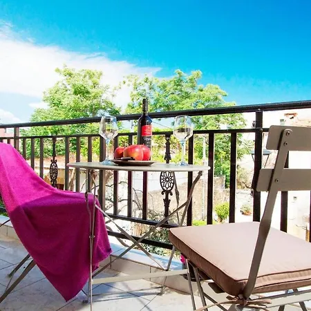 Relax - At The Heart Of The Old Town *